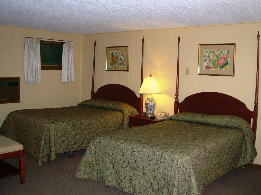 Red Carpet Inn On The Lake - Oneonta Habitación foto